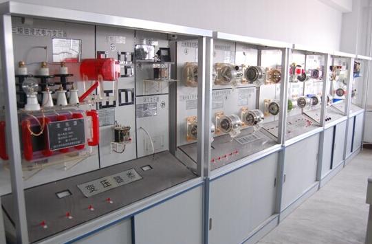 保定市第四職業(yè)中學(xué)有電氣技術(shù)應(yīng)用專業(yè)？