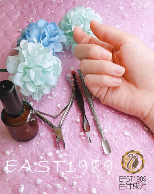  青花美甲怎么做？保定東方技工學(xué)校教你巧做美甲！