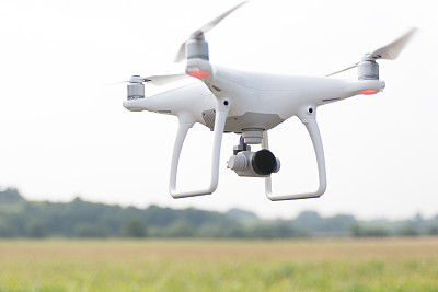 山東學(xué)無人機(jī)操控技術(shù)去哪里？