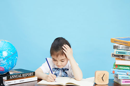 張家口新世紀(jì)職業(yè)學(xué)校每年都有補(bǔ)助是真的嗎？學(xué)校的幼師專業(yè)怎么樣？