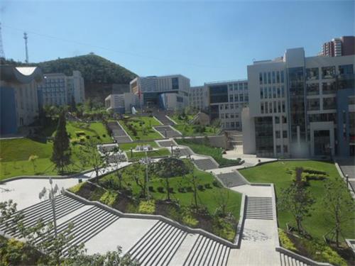 承德學(xué)電子商務(wù)去哪里？哪所學(xué)校比較專業(yè)？