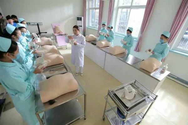 石家莊北方醫(yī)學(xué)中等專業(yè)學(xué)校有優(yōu)惠政策嗎？畢業(yè)好就業(yè)嗎？