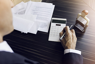 想成為一名會(huì)計(jì)嗎？石家莊海川電腦學(xué)校助你成為專(zhuān)業(yè)會(huì)計(jì)！