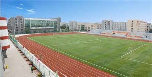 想學(xué)專業(yè)技術(shù)就去張家口機(jī)械工業(yè)學(xué)校！