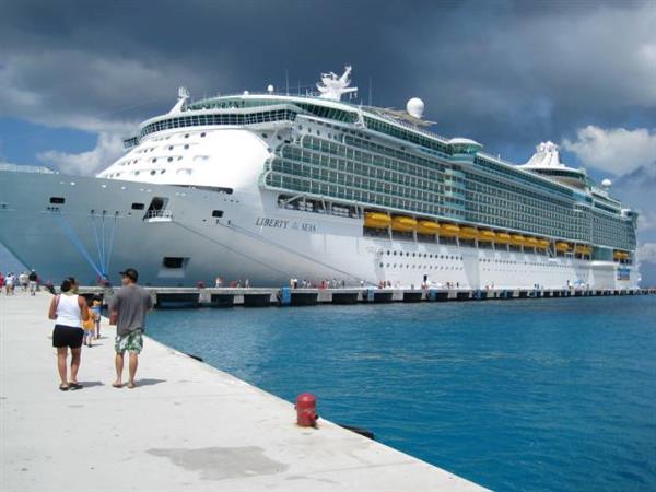 梁山嘉誠職業(yè)中專學(xué)校郵輪服務(wù)班怎么樣？