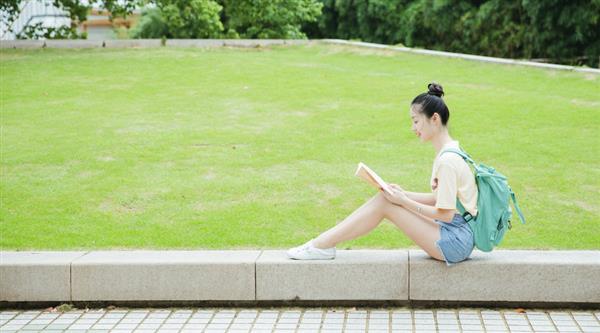 青島巖天數(shù)控職業(yè)技術學校有哪些專業(yè)？