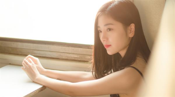 唐山市圣千惠美容美發(fā)職業(yè)技能培訓學校教你畫韓式妝容！