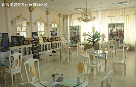 濰坊美甲學(xué)校有哪些課程？