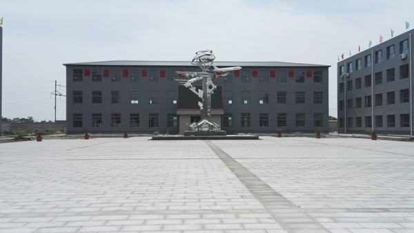 石家莊中英航空學(xué)校有什么就業(yè)保障和獎勵措施？