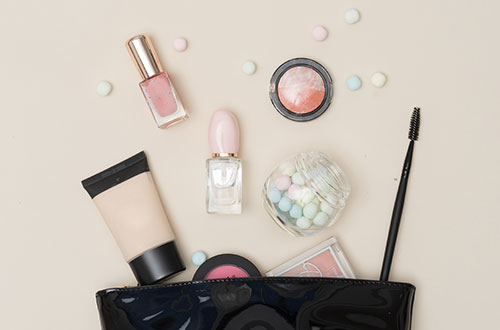 菏澤煙草發(fā)屋美容美發(fā)學(xué)校正規(guī)嗎？學(xué)?？诒脝?？