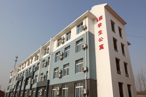 報名秦皇島東方司法警官學(xué)校需要滿足什么條件？